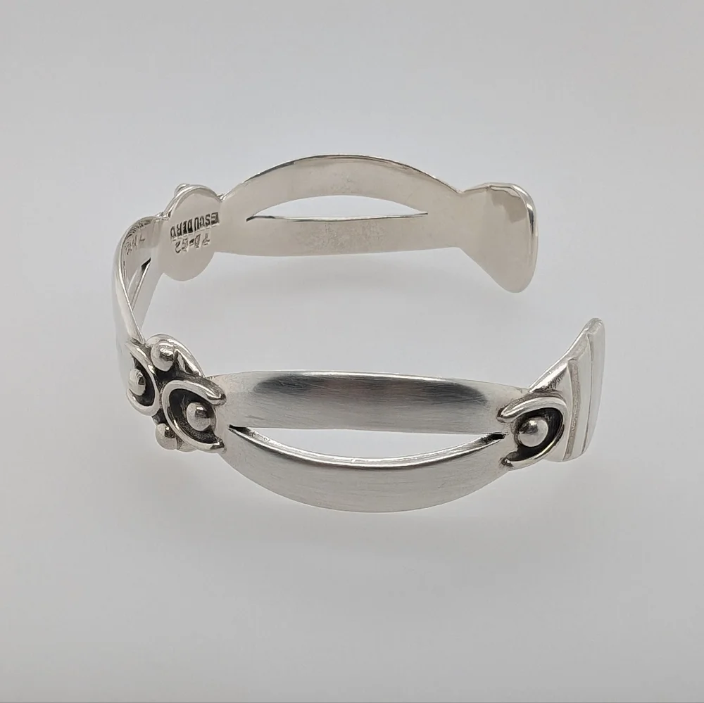Vintage Sterling Silver Taxco Cuff - Picture 7 of 10
